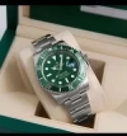 Rolex Submariner Hulk Green Watch